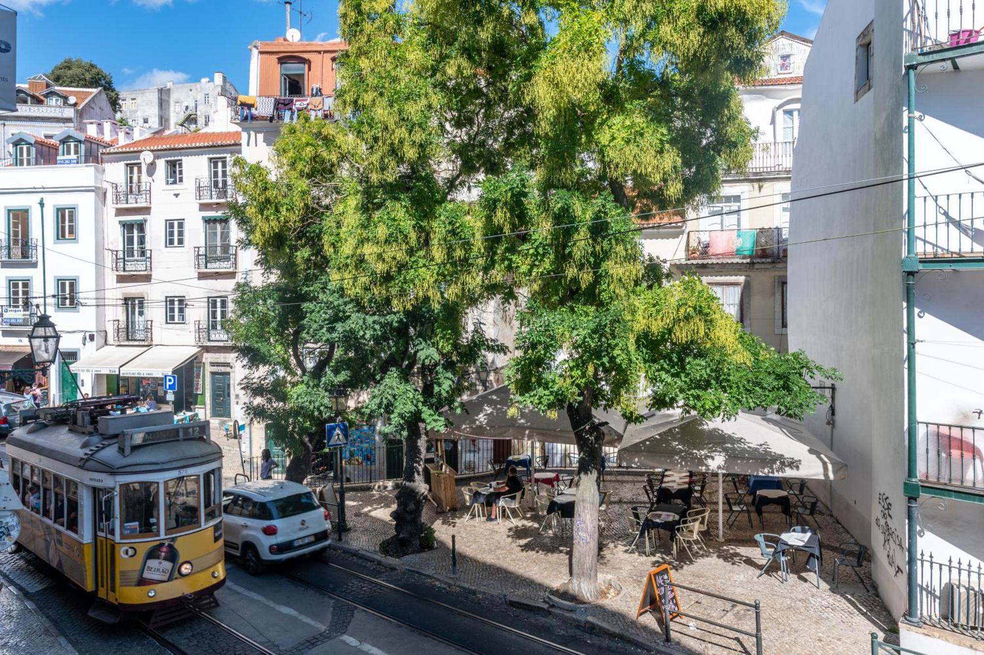 Portas Do Ceu Apartment Lisbon Ruang foto