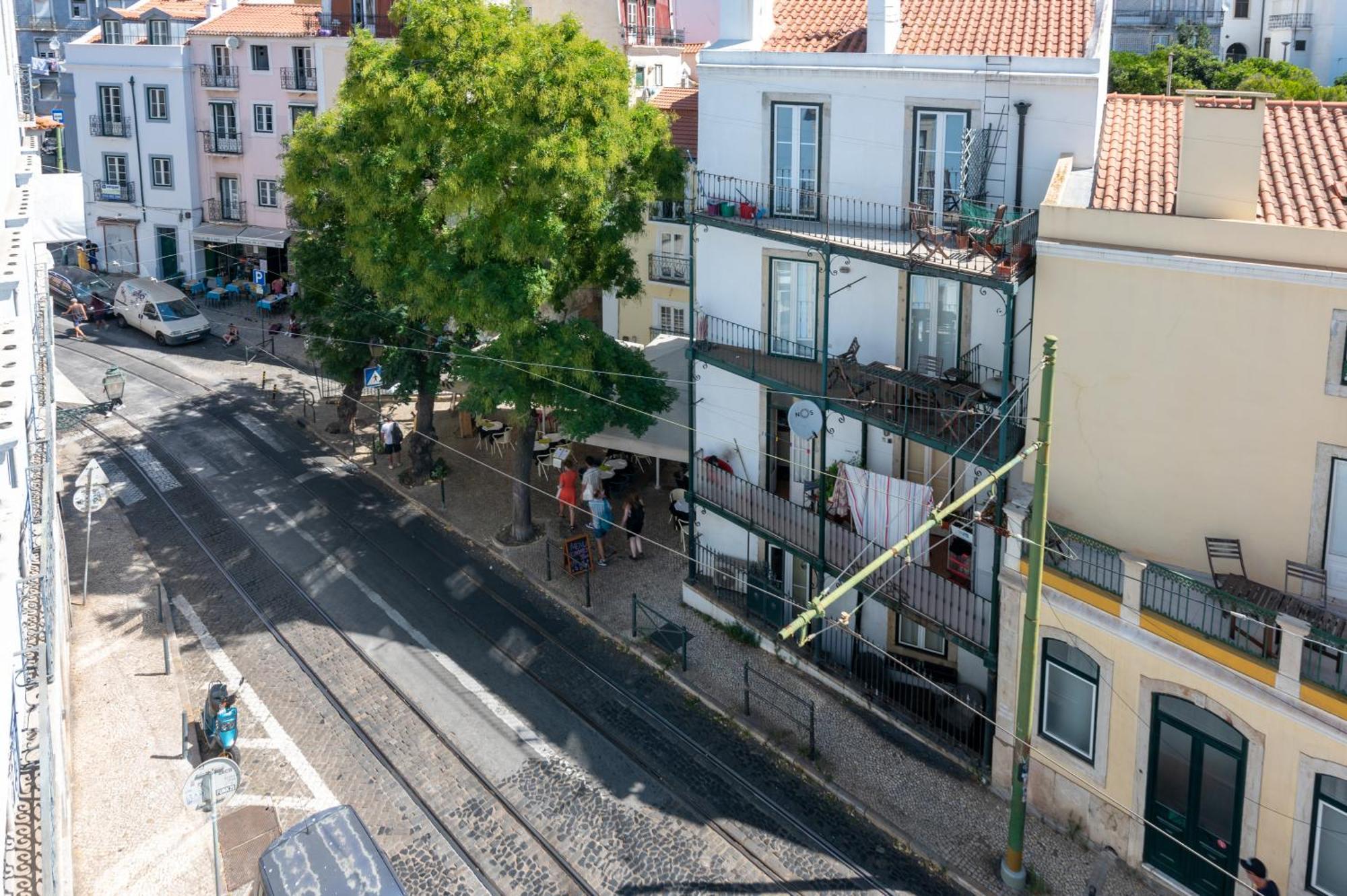 Portas Do Ceu Apartment Lisbon Ruang foto